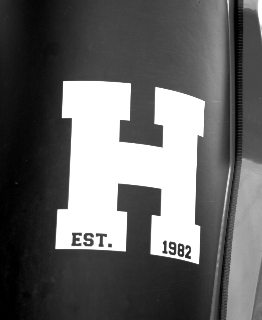 Henrikssons Transporter i Luleå Aktiebolag logotyp