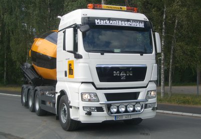 Markanläggningar i Örebro AB logotyp