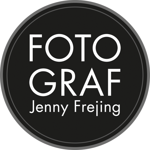 Fotograf Jenny Frejing AB logotyp