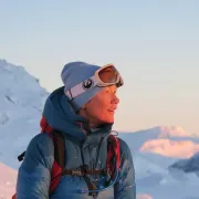 AB Ulla Lindh Massör så in i Norden logotyp