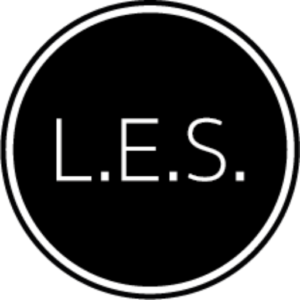 L.E.S. factory AB logotyp