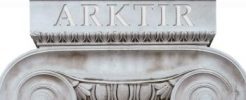 Arktir Arkeologiska Tidsresor AB logotyp