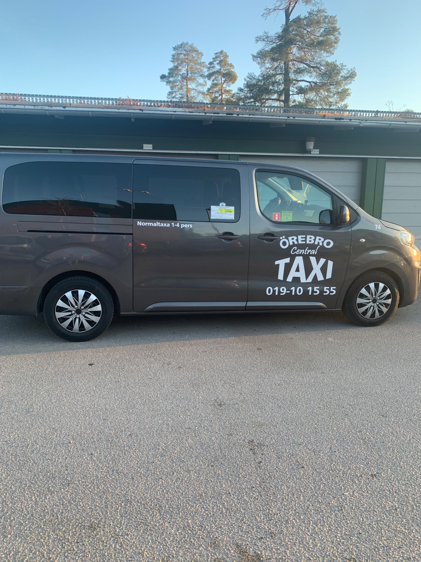 Örebro Central Taxi 101555 AB logotyp