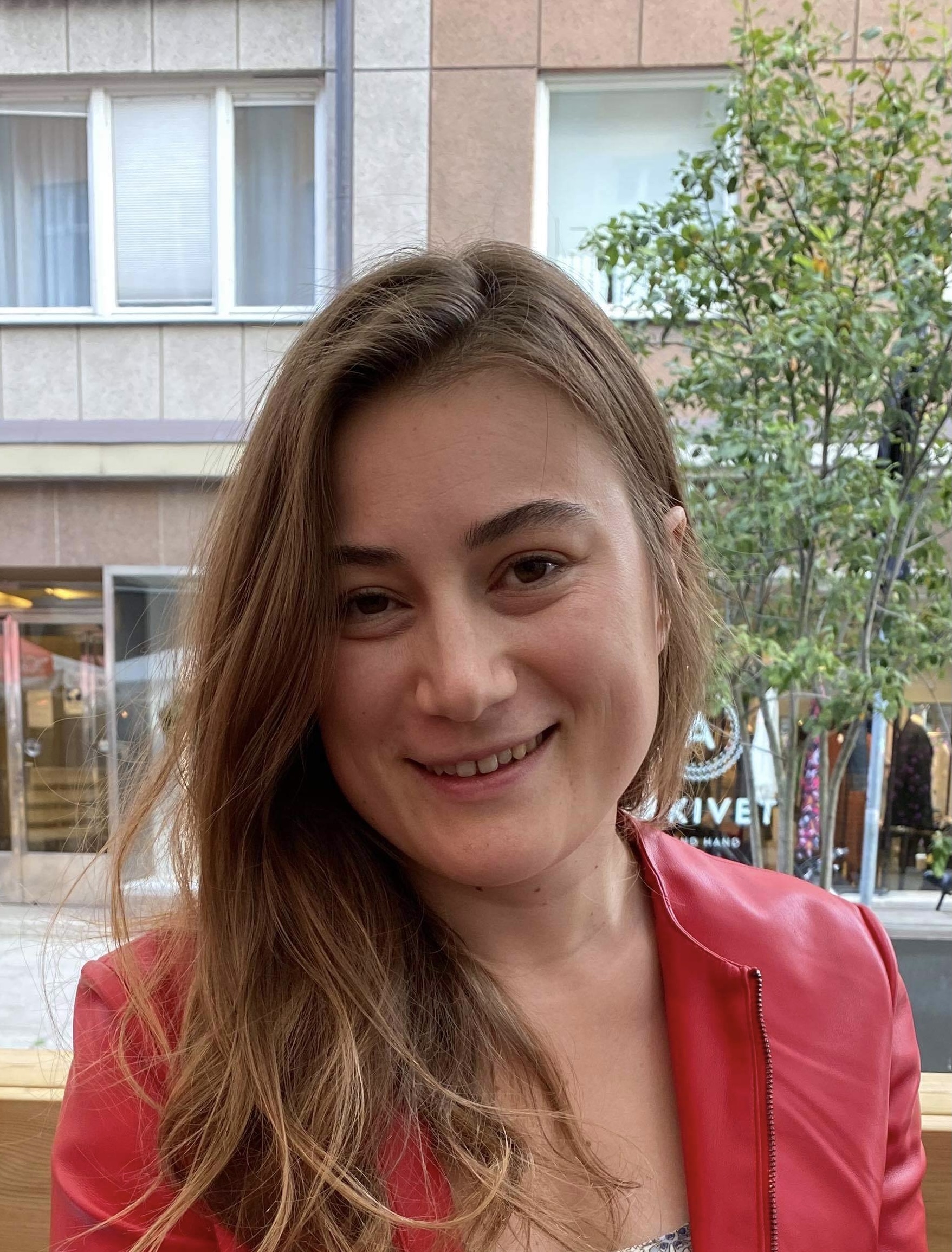 Emma Kragelund Leads AB logotyp