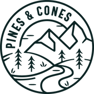 Pines & Cones AB logotyp