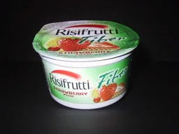 RISIFRUTTI FIBER STRAWBERRY MIX – varumärkesbild för Orkla Foods Sverige AB