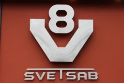 V8 SVETSAB – varumärkesbild för BASTEVS AB